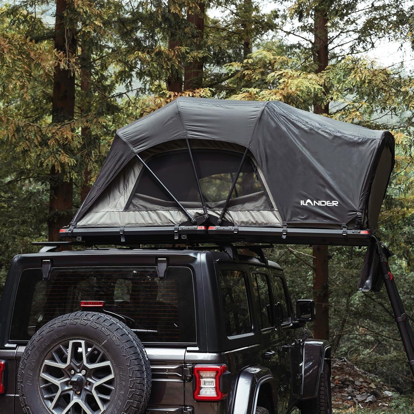 ILANDER Soft Shell Family Rooftop Tent – Lightweight, Easy Setup